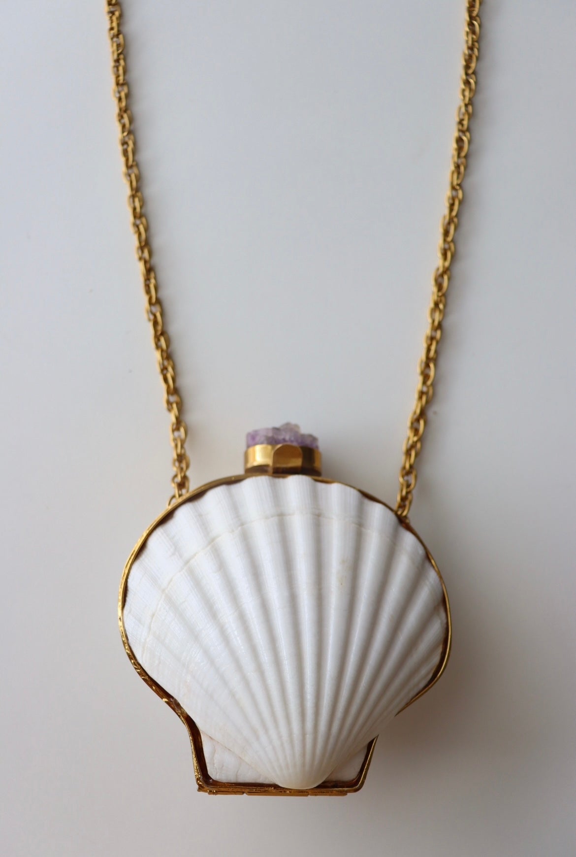 Seashells Clutch